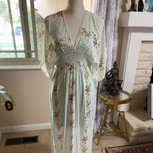 Bundle🌸 Lovestitch Maxi & Free People Slip M